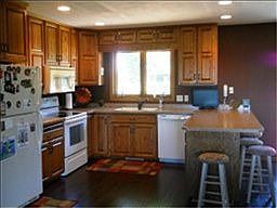 2nd image of 4734 SW 108th St