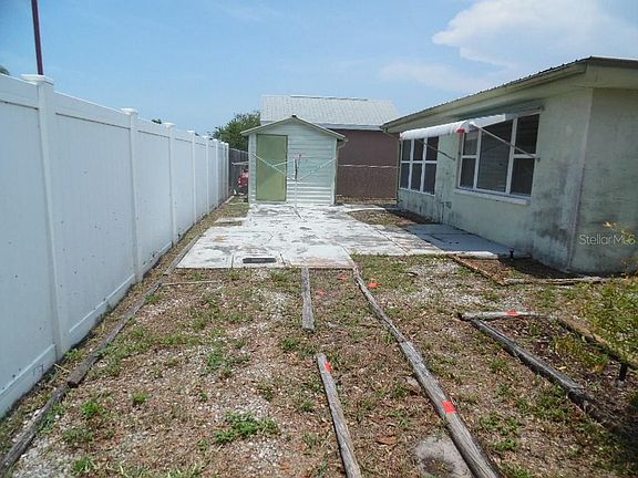 2nd image of 11205 White Oak Ln