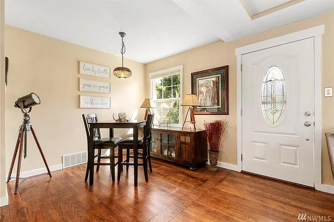 3312 Locust Ave W — Photo 11