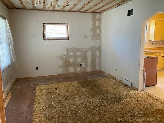 8442 Central St, photo 10
