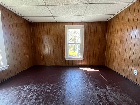 5th image of 2430 Cudaback Ave Uppr 2