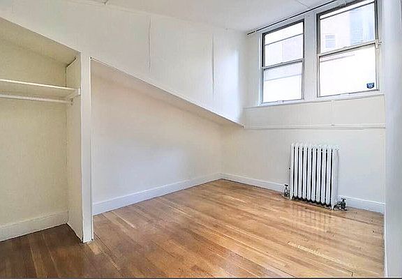 5th image of 2 W 16th St APT Tff