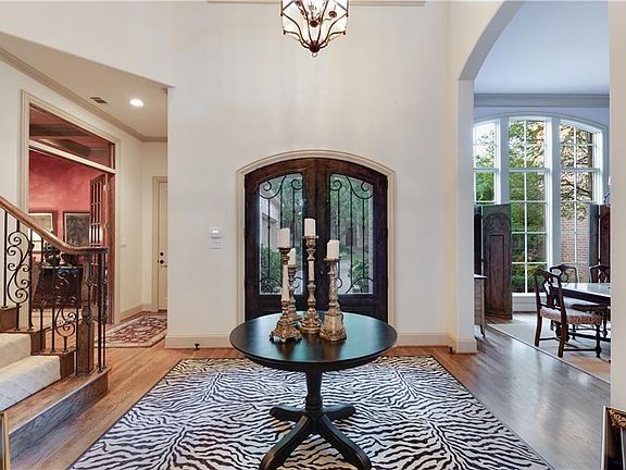 4th image of 11824 Brookhill Ln