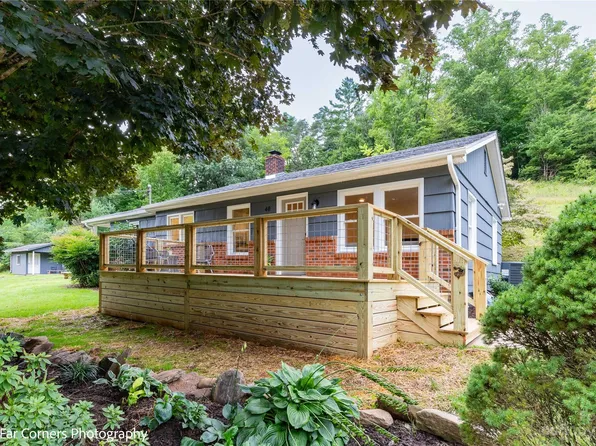 40 King Rd, Weaverville, NC 28787