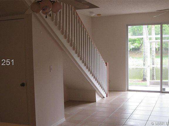 2nd image of 1348 Veracruz Ln