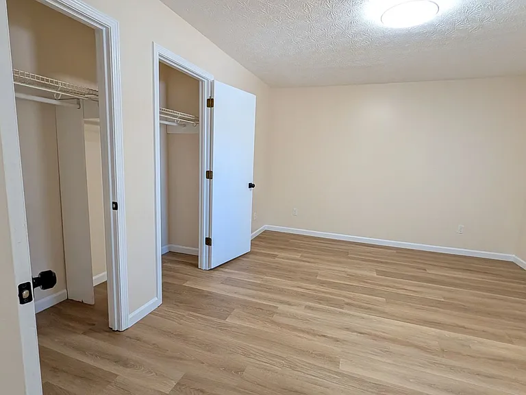 4955 Mountain Springs Way — Photo 14