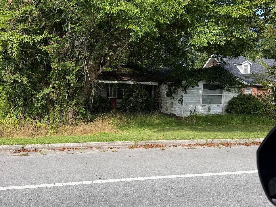 1st image of 88 Main Street