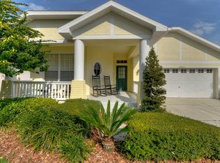 19423 Melody Fair Pl, Lutz, FL 33558