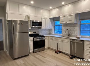158 Holland St #1, Somerville, MA 02144