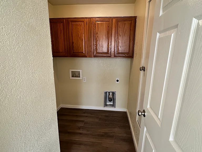 6620 Moss Ln — Photo 34