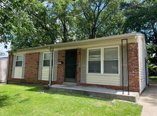 10216 Royal Dr, Saint Louis, MO 63136