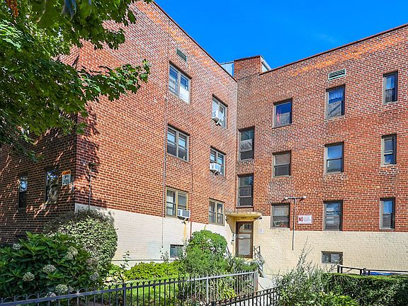3rd image of 8909 Bay 16 St #3D