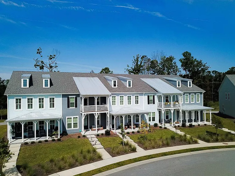 Welcome to 3085 Sturbridge Rd