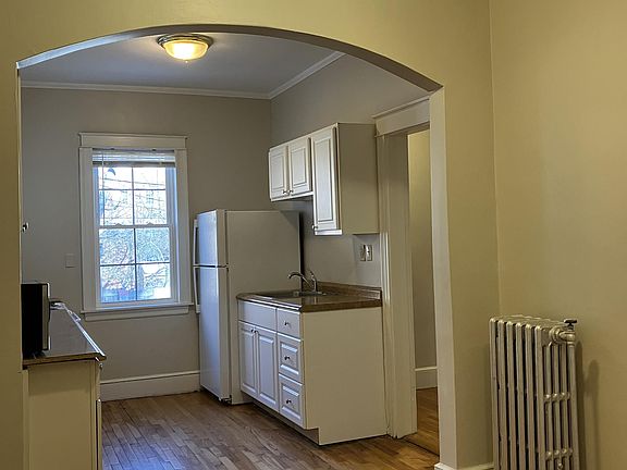 Eat-in kitchen from entry