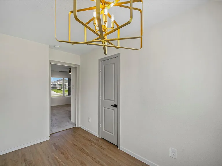 17722 Grove Hill Dr — Photo 8