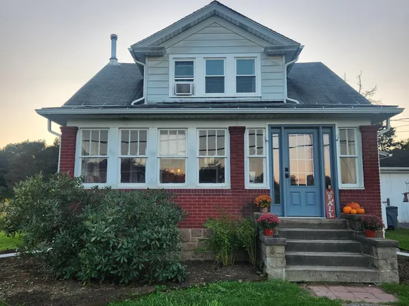 1459 Troy Hawk Run Hwy, Philipsburg, PA 16866