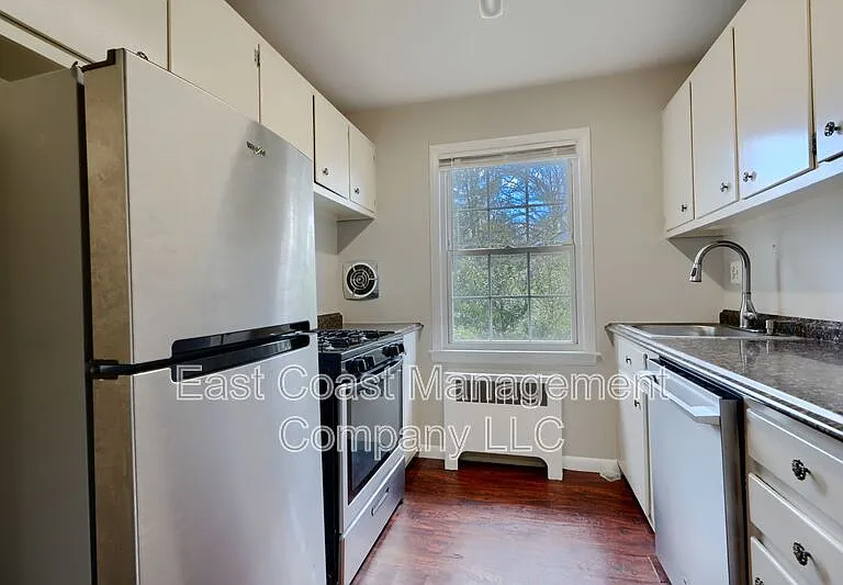 117 Talbott St — Photo 12