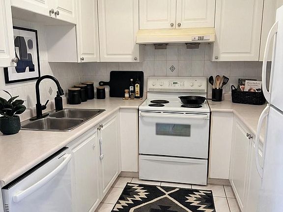 5th image of 2627 McCowan Rd Unit 601