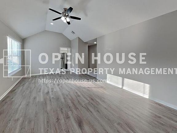 3rd image of 5419 Roserock Ln