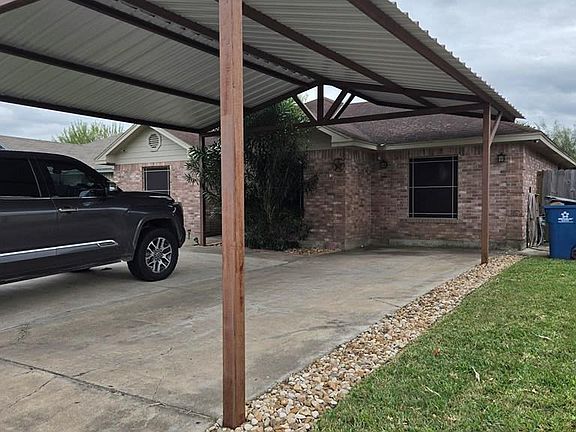 3rd image of 220 Acapulco Dr