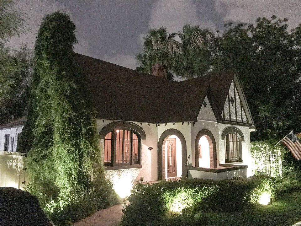 1st image of 707 W Mackenzie Dr