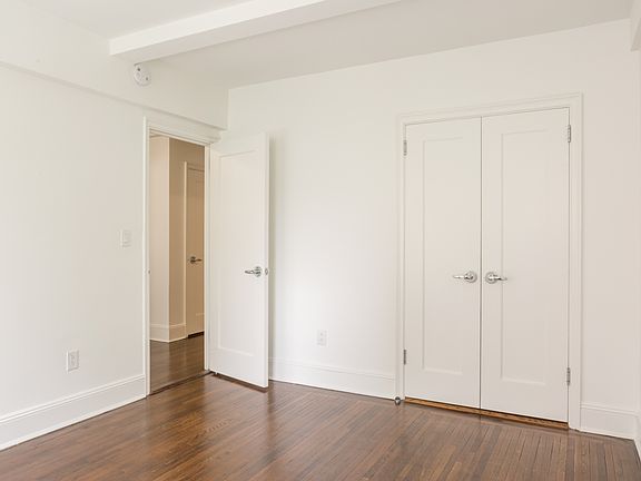 5th image of 501 W 113th St APT 403