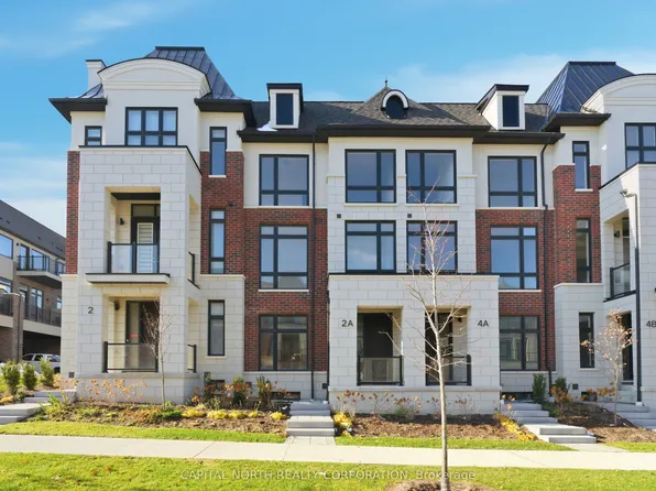 2 AA McCachen St, Richmond Hill, ON L4E 1L4