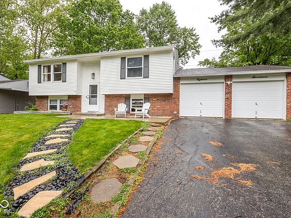 2nd image of 1817 Mutz Dr