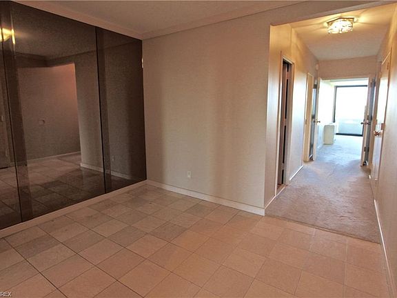 5th image of 2 Bratenahl Pl APT 8A