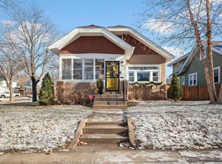 1008 Thomas Ave N, Minneapolis, MN 55411