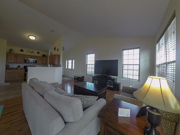 4th image of 316 Brickyard Ct