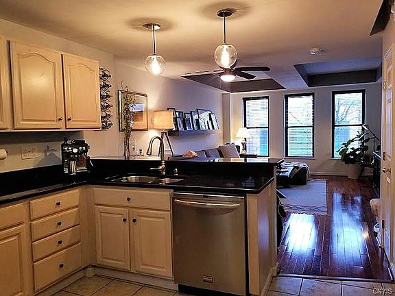 4th image of 133 Walton St APT 107