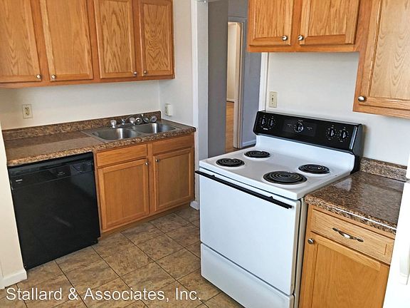 2nd image of 4462 Indianola Ave APT 4