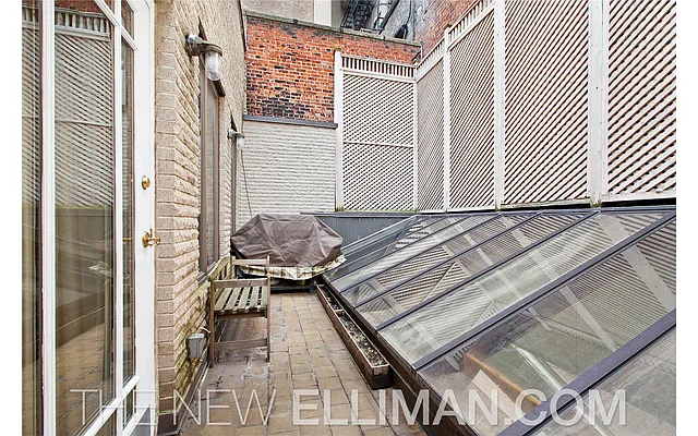 Sold by Douglas Elliman | media 9