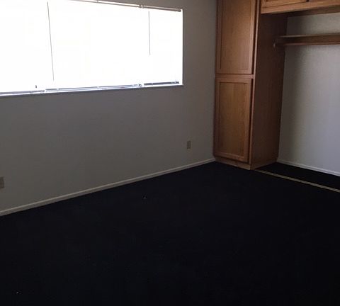 3rd image of 1005 Highmoor Ave