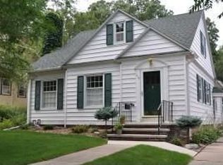 419 16th Ave SW, Rochester, MN 55902