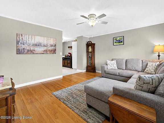 4th image of 9611 Inca Dr