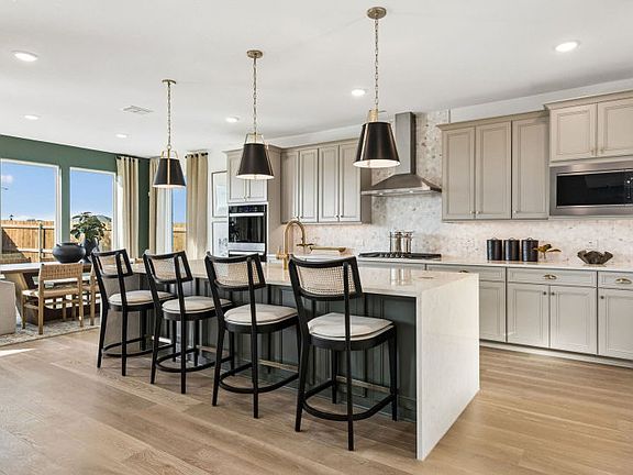 Eat in bartop kitchen island