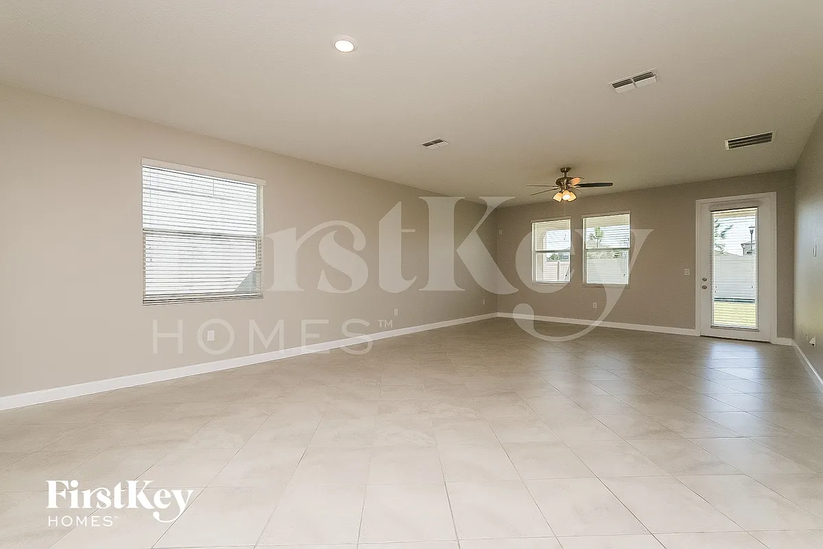 Building Photo - 9924 Victory Gallop Loop