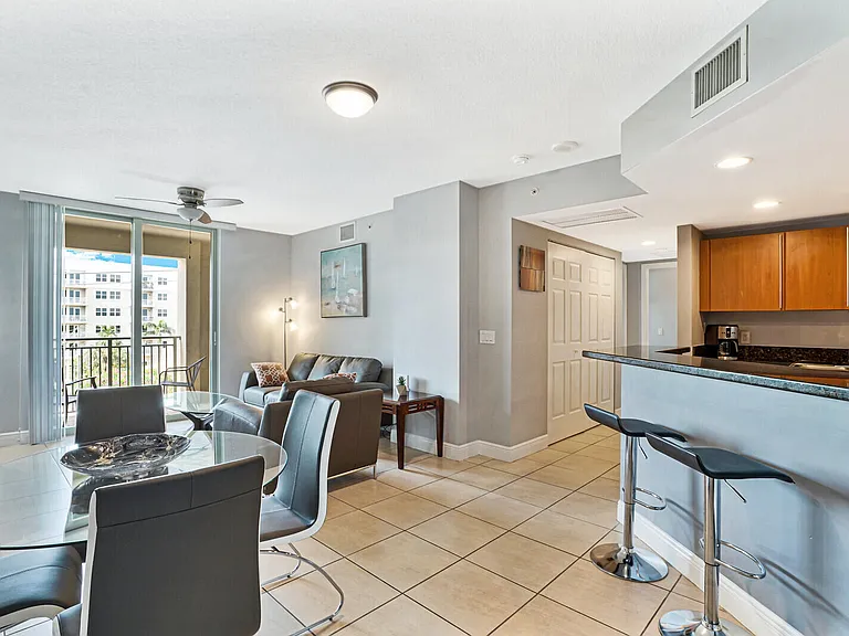 610 Clematis St #538 — Photo 1