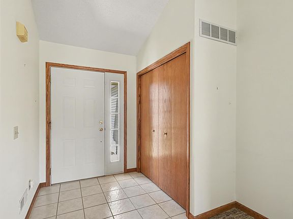 4th image of 2921 Hunters Pl