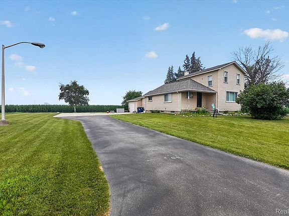 3rd image of 5660 Tittabawassee Rd