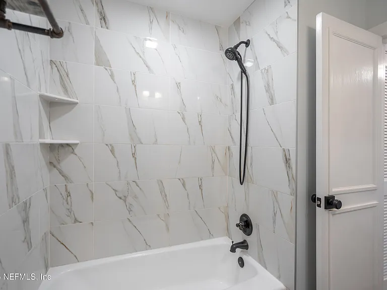 22 Comares Ave #4A — Photo 14