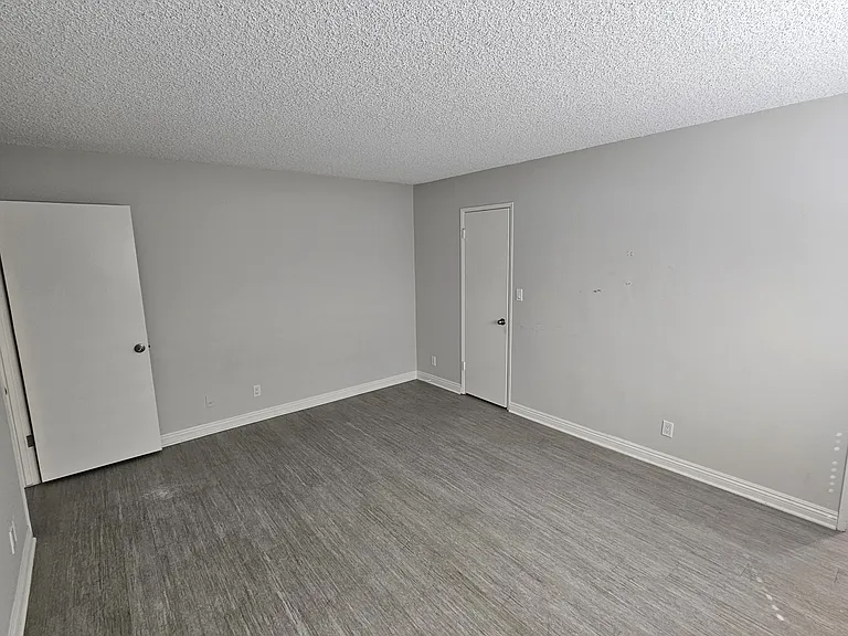 711 9th St #2 — Photo 20