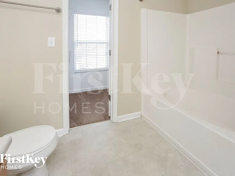 10883 Ashwood Dr — Photo 10