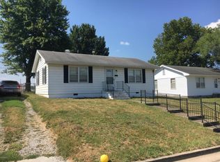 207 W Cedar St, California, MO 65018