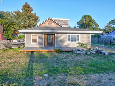 6716 SW Harbor Ave, Lincoln City, OR, 97367