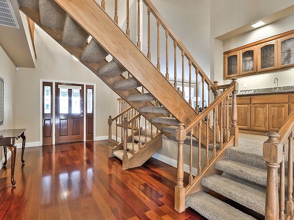 5th image of 6243 High Meadow Ct