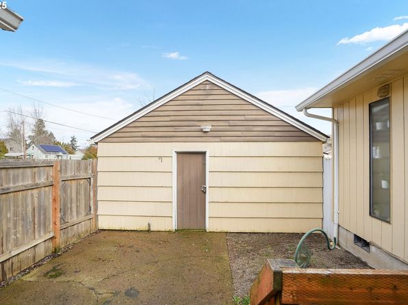 salem-oregon-53017115 picture