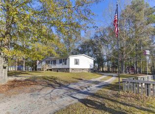 1437 Meadowview Ln, Lugoff, SC 29078